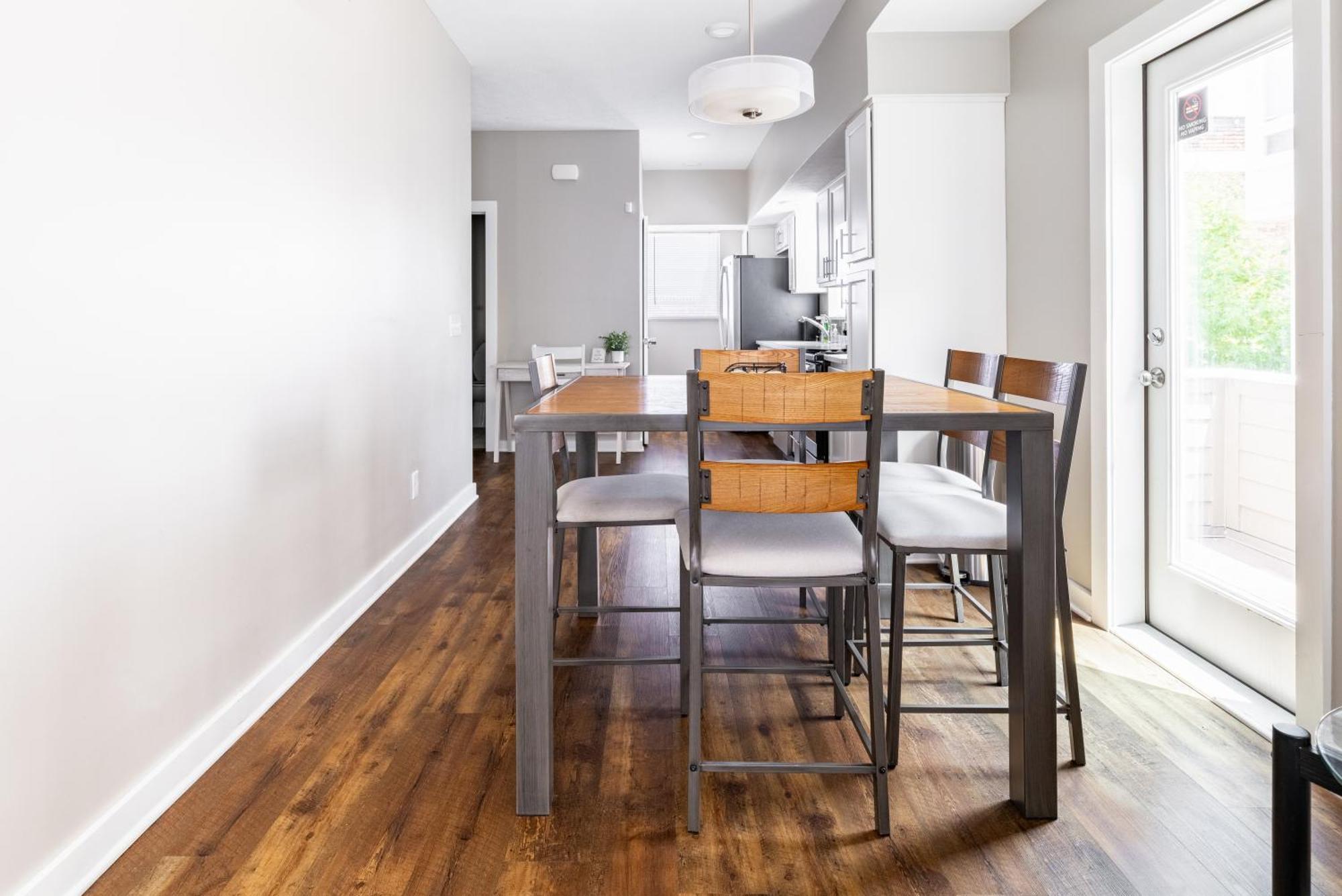 Luxury Downtown Townhome Unit 13 Cleveland Exterior foto